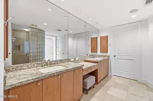 2402 E Esplanade Ln, Phoenix, AZ 85016 - Photo 31