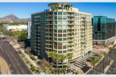 2402 E Esplanade Lane #901, Phoenix, AZ 85016 - Photo 1