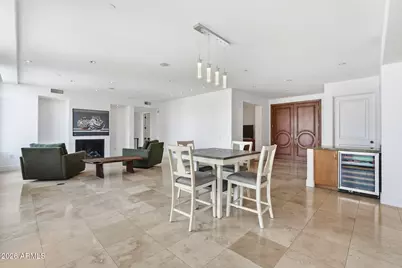 2402 E Esplanade Lane #901, Phoenix, AZ 85016 - Photo 13