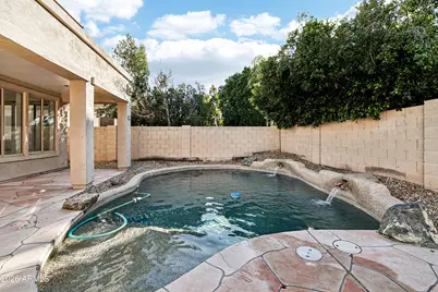 563 E Krista Way, Tempe, AZ 85284 - Photo 31