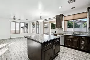 563 E Krista Way, Tempe, AZ 85284 - Photo 11