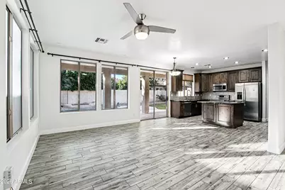 563 E Krista Way, Tempe, AZ 85284 - Photo 7