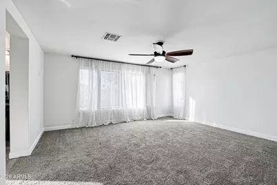 563 E Krista Way, Tempe, AZ 85284 - Photo 13