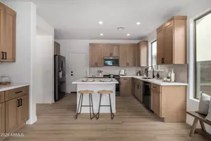 1821 W Kuralt Dr, Anthem, AZ 85086 - Photo 1