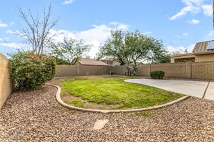 1821 W Kuralt Dr, Anthem, AZ 85086 - Photo 35