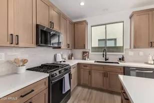 1821 W Kuralt Dr, Anthem, AZ 85086 - Photo 17