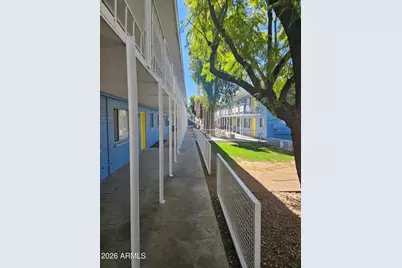 521 E Bethany Home Road, Phoenix, AZ 85012 - Photo 9