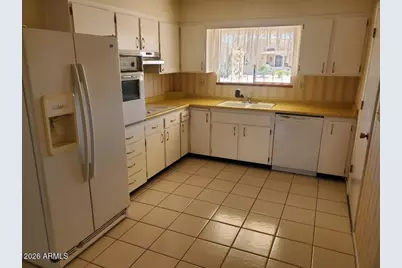 9918 W Shiprock Drive, Sun City, AZ 85351 - Photo 5