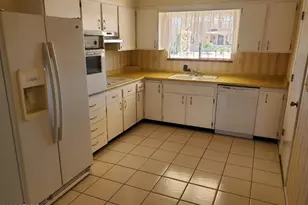 9918 W Shiprock Dr, Sun City, AZ 85351 - Photo 5