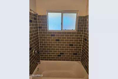 1510 E Highland Avenue, Phoenix, AZ 85014 - Photo 9