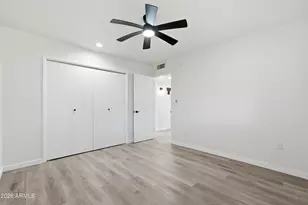 10528 W Saratoga Cir, Sun City, AZ 85351 - Photo 15