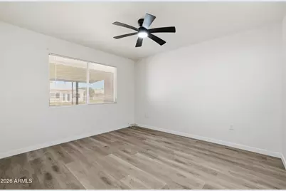 10528 W Saratoga Circle, Sun City, AZ 85351 - Photo 21