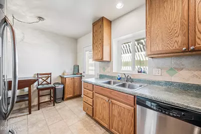 1108 W Mission Lane, Phoenix, AZ 85021 - Photo 9