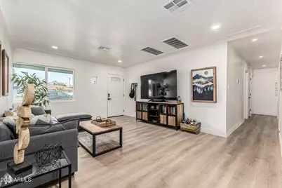 2539 E Campbell Avenue, Phoenix, AZ 85016 - Photo 3