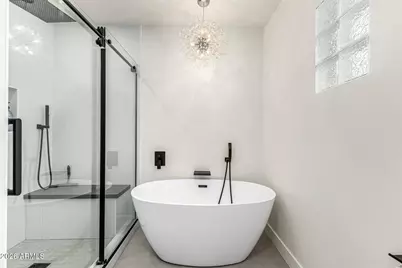 2539 E Campbell Avenue, Phoenix, AZ 85016 - Photo 15