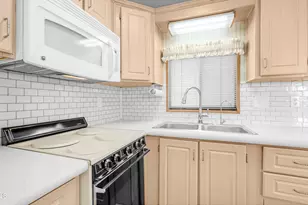 43 Iron Ore Dr, Apache Junction, AZ 85119 - Photo 17