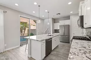 4716 E Nocona Ln, Phoenix, AZ 85050 - Photo 13