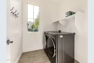 2042 W Lariat Lane, Phoenix, AZ 85085 - Photo 17