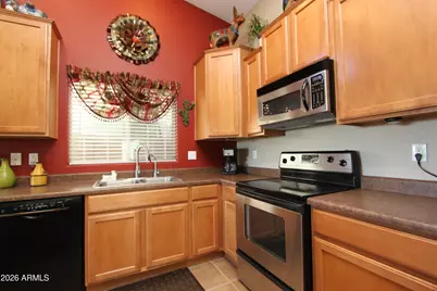 21318 N Sunset Drive, Maricopa, AZ 85139 - Photo 9