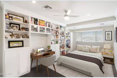 3328 E Turney Avenue, Phoenix, AZ 85018 - Photo 13