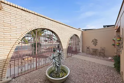 10625 W Desert Rock Drive, Sun City, AZ 85351 - Photo 11
