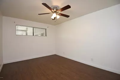 502 E Mariposa Street #Apt 106, Phoenix, AZ 85012 - Photo 9