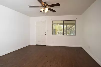 502 E Mariposa Street #106, Phoenix, AZ 85012 - Photo 5