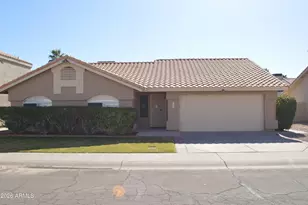 4235 E Windmere Dr, Phoenix, AZ 85048 - Photo 1