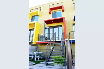 516 E Ames Place, Phoenix, AZ 85004 - Photo 1