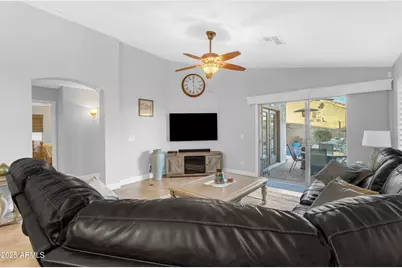 13438 W Redfield Road, Surprise, AZ 85379 - Photo 31