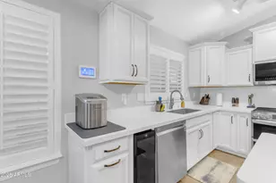 13438 W Redfield Rd, Surprise, AZ 85379 - Photo 21