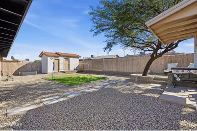 123 W South Mountain Avenue, Phoenix, AZ 85041 - Photo 21