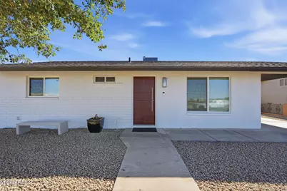 123 W South Mountain Avenue, Phoenix, AZ 85041 - Photo 1