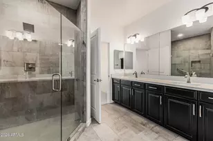 2511 W Queen Creek Rd, Chandler, AZ 85248 - Photo 21