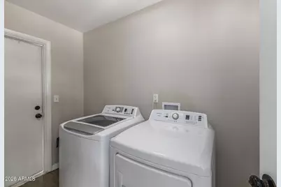 7953 W Sahuaro Drive, Peoria, AZ 85345 - Photo 21