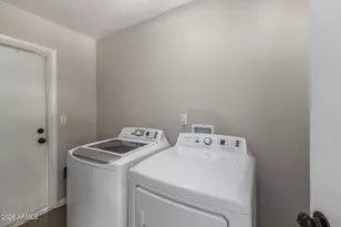 7953 W Sahuaro Dr, Peoria, AZ 85345 - Photo 21