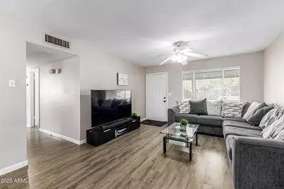 7953 W Sahuaro Drive, Peoria, AZ 85345 - Photo 9