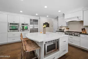 8001 E Del Joya Dr, Scottsdale, AZ 85258 - Photo 9