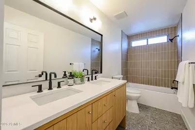 6332 W Shangri La Road, Glendale, AZ 85304 - Photo 27