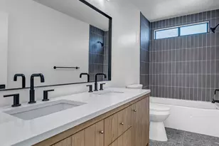 6332 W Shangri La Rd, Glendale, AZ 85304 - Photo 19