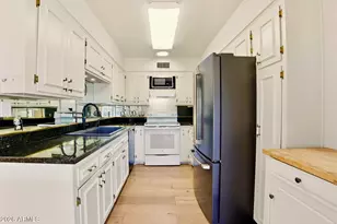 4800 N 68th St, Scottsdale, AZ 85251 - Photo 13