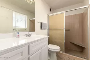 10511 W Clair Dr, Sun City, AZ 85351 - Photo 21