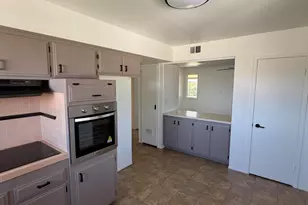 10511 W Clair Dr, Sun City, AZ 85351 - Photo 5