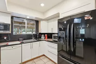 3830 E Shangri La Rd, Phoenix, AZ 85028 - Photo 19