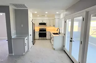 4220 W Palo Verde Dr, Phoenix, AZ 85019 - Photo 15