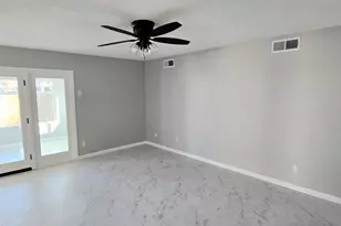 4220 W Palo Verde Dr, Phoenix, AZ 85019 - Photo 11