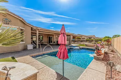 42104 W Solitare Drive, Maricopa, AZ 85138 - Photo 19