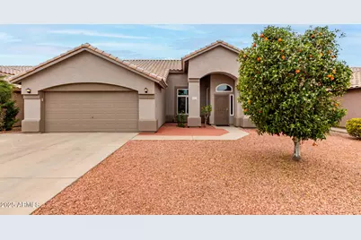 2319 E San Tan Drive, Gilbert, AZ 85296 - Photo 1