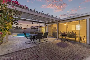 3201 W Acoma Dr, Phoenix, AZ 85053 - Photo 29