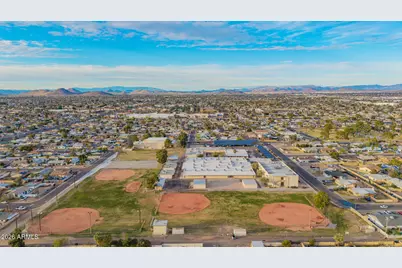 3201 W Acoma Drive, Phoenix, AZ 85053 - Photo 49